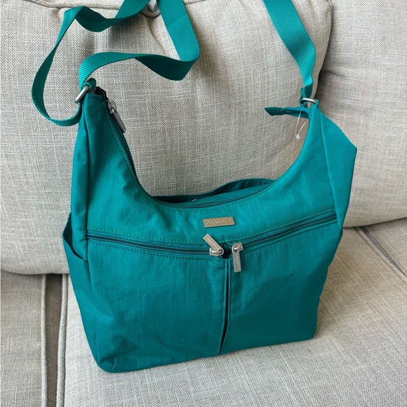 Baggalini nylon crossbody bag NWOT - Picture 14 of 17